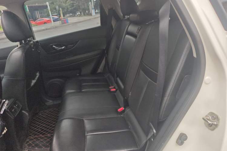 Used Nissan X-Trail 2020 2.0L XL ITS CVT 2WD SmartConnect Comfort Edition Left Rear Seat