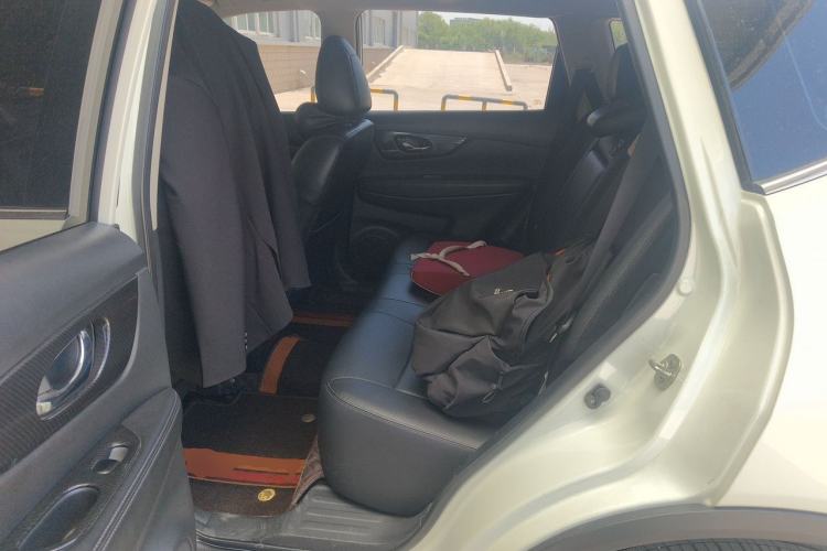 Used Nissan X-Trail 2020 2.5L XL ITS CVT 4WD Deluxe Navigation Edition Left Rear Seat