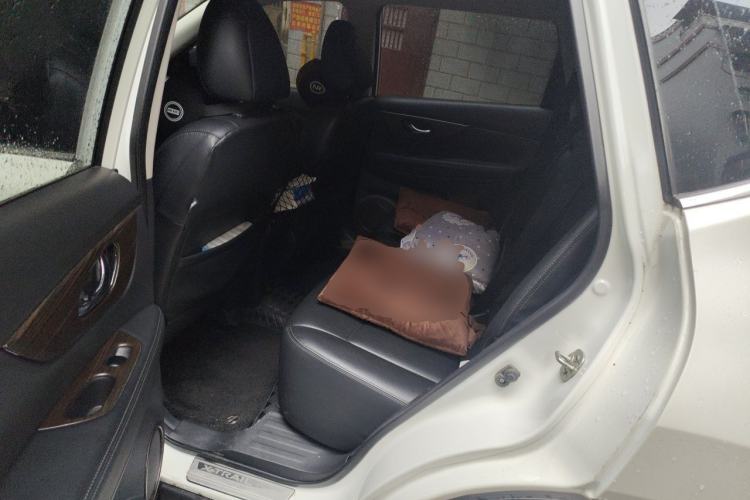 Used Nissan X-Trail 2020 2.5L XL ITS CVT 4WD Deluxe Navigation Edition Left Rear Seat