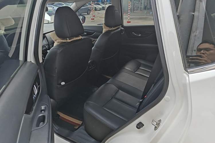 Used Nissan X-Trail 2020 2.0L XL Premium CVT 2WD SmartConnect Luxury Edition Left Rear Seat