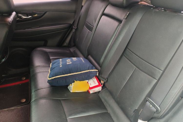 Used Nissan X-Trail 2020 2.0L XL ITS CVT 2WD SmartConnect Comfort Edition Left Rear Seat