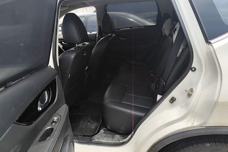 Used Nissan X-Trail 2020 2.0L XL Premium CVT 2WD SmartConnect Luxury Edition Left Rear Seat