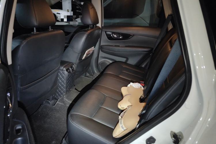 Used Nissan X-Trail 2020 2.0L XL ITS CVT 2WD SmartConnect Comfort Edition Left Rear Seat