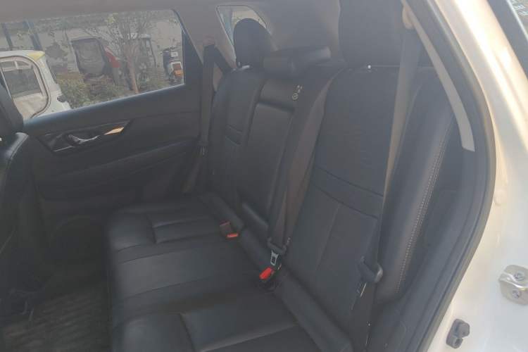 Used Nissan X-Trail 2020 2.5L XL ITS CVT 4WD Deluxe Navigation Edition Left Rear Seat