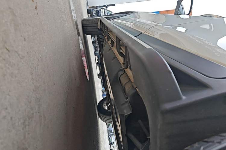 Used Nissan X-Trail 2020 2.0L XL Premium CVT 2WD SmartConnect Luxury Edition Left Side Sill
