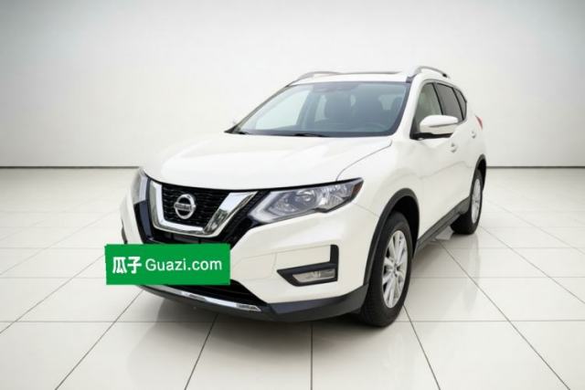 Ojetý Nissan X-Trail 2020 2.0L XL ITS CVT 2WD SmartConnect Comfort Edition