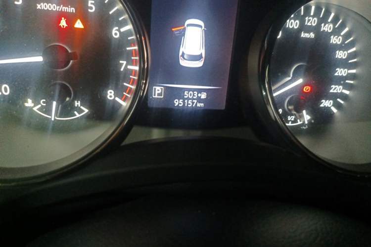 Used Nissan X-Trail 2020 2.5L XL ITS CVT 4WD Deluxe Navigation Edition Odometer Close Up