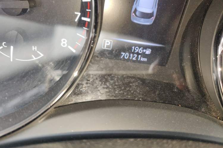 Used Nissan X-Trail 2020 2.0L XL ITS CVT 2WD SmartConnect Comfort Edition Odometer Close Up
