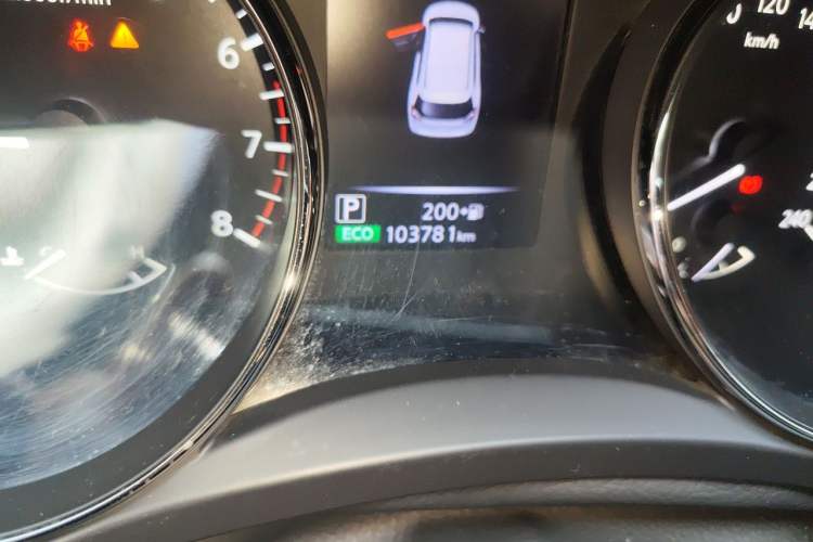 Used Nissan X-Trail 2020 2.0L XL ITS CVT 2WD SmartConnect Comfort Edition Odometer Close Up