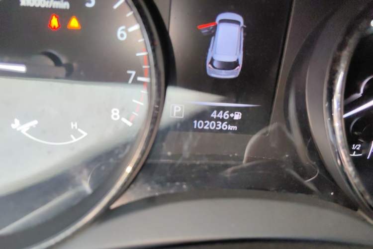 Used Nissan X-Trail 2020 2.0L XL ITS 3-Row CVT 2WD SmartConnect 7-Seater Comfort Edition Odometer Close Up