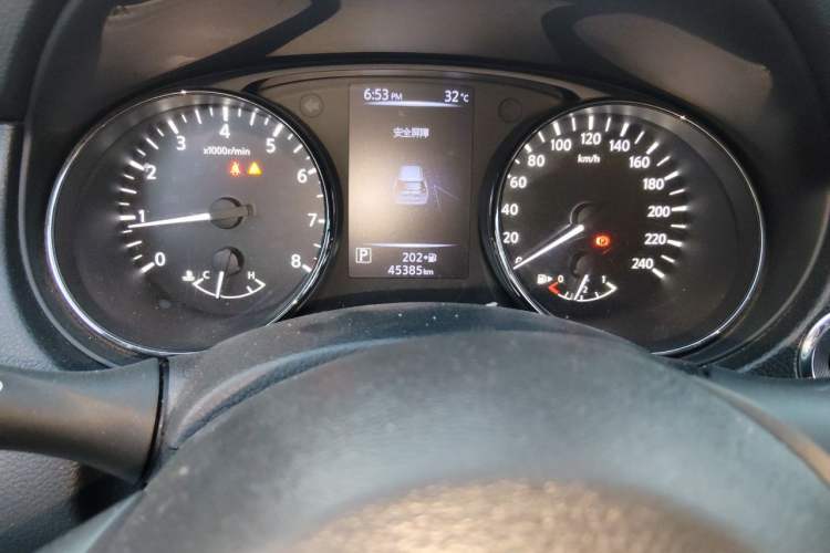 Used Nissan X-Trail 2020 2.0L XL ITS CVT 2WD SmartConnect Comfort Edition Odometer Close Up