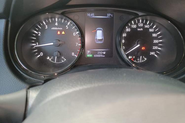 Used Nissan X-Trail 2020 2.0L XL ITS CVT 2WD SmartConnect Comfort Edition Odometer Close Up