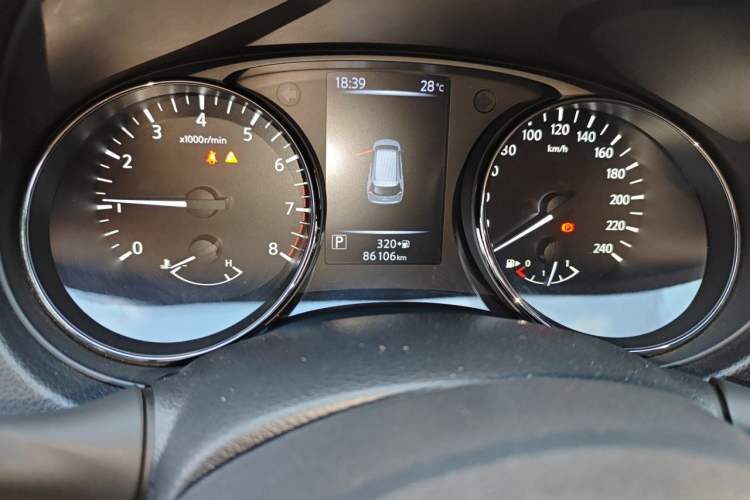 Used Nissan X-Trail 2020 2.0L XL ITS CVT 2WD SmartConnect Comfort Edition Odometer Close Up
