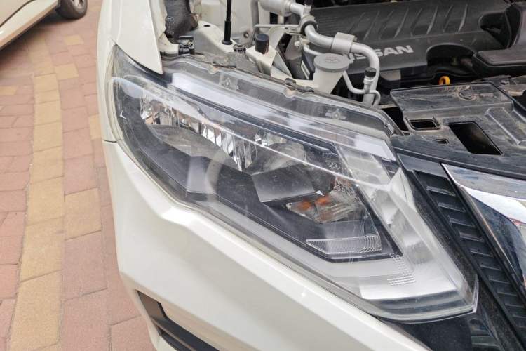 Used Nissan X-Trail 2020 2.0L XL ITS CVT 2WD SmartConnect Comfort Edition Right Front Headlight