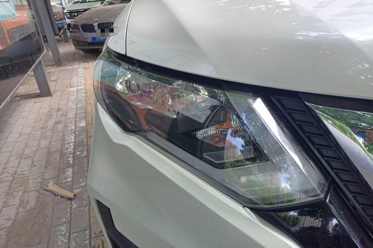 Used Nissan X-Trail 2020 2.0L XL ITS CVT 2WD SmartConnect Comfort Edition Right Front Headlight