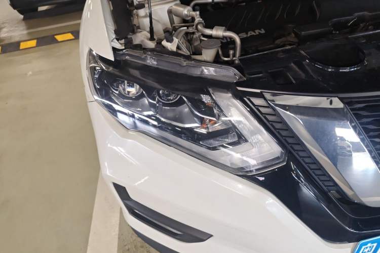 Used Nissan X-Trail 2020 2.0L XL Premium CVT 2WD SmartConnect Luxury Edition Right Front Headlight