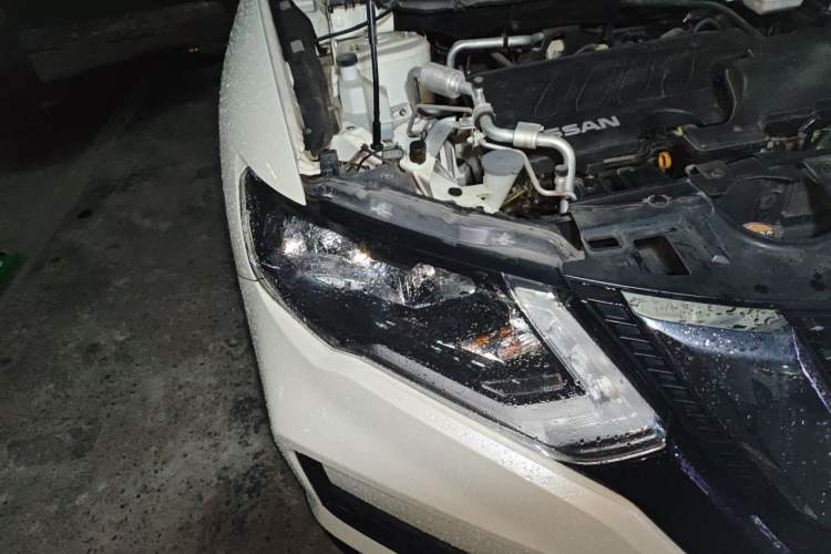 Used Nissan X-Trail 2020 2.0L XL ITS CVT 2WD SmartConnect Comfort Edition Right Front Headlight