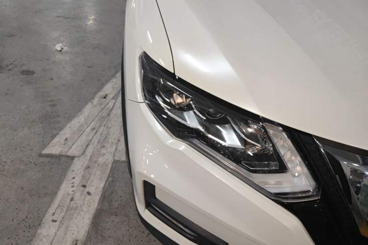 Used Nissan X-Trail 2020 2.0L XL Premium CVT 2WD SmartConnect Luxury Edition Right Front Headlight
