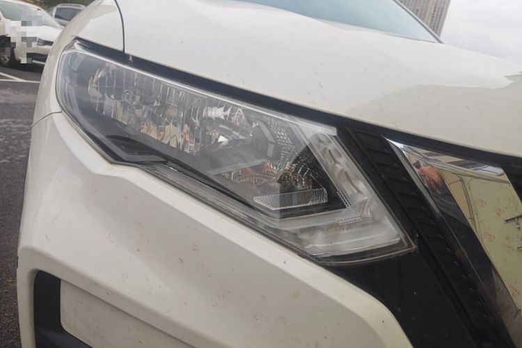 Used Nissan X-Trail 2020 2.0L XL ITS CVT 2WD SmartConnect Comfort Edition Right Front Headlight