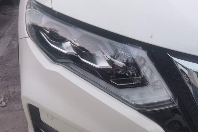 Used Nissan X-Trail 2020 2.5L XL ITS CVT 4WD Deluxe Navigation Edition Right Front Headlight