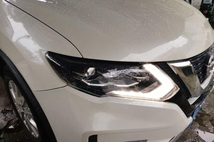 Used Nissan X-Trail 2020 2.0L XL Premium CVT 2WD SmartConnect Luxury Edition Right Front Headlight