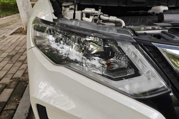 Used Nissan X-Trail 2020 2.0L XL ITS CVT 2WD SmartConnect Comfort Edition Right Front Headlight