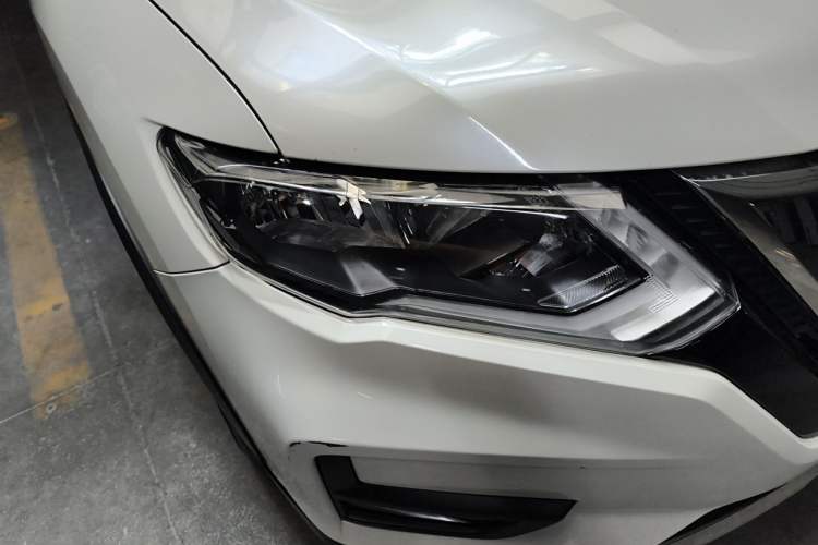Used Nissan X-Trail 2020 2.0L XL ITS CVT 2WD SmartConnect Comfort Edition Right Front Headlight