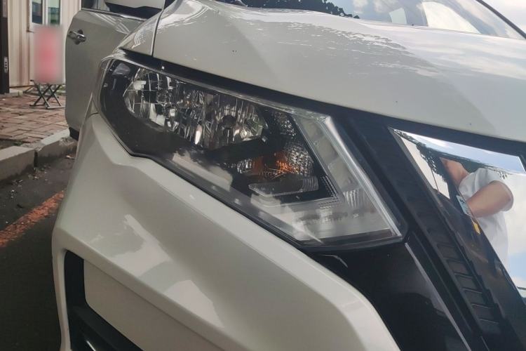 Used Nissan X-Trail 2020 2.0L XL ITS CVT 2WD SmartConnect Comfort Edition Right Front Headlight