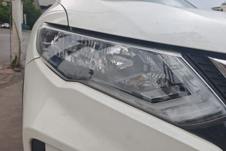 Used Nissan X-Trail 2020 2.0L XL ITS CVT 2WD SmartConnect Comfort Edition Right Front Headlight