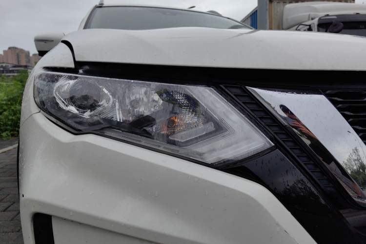 Used Nissan X-Trail 2020 2.0L XL ITS CVT 2WD SmartConnect Comfort Edition Right Front Headlight