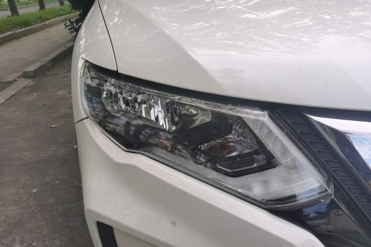 Used Nissan X-Trail 2020 2.0L XL ITS CVT 2WD SmartConnect Comfort Edition Right Front Headlight
