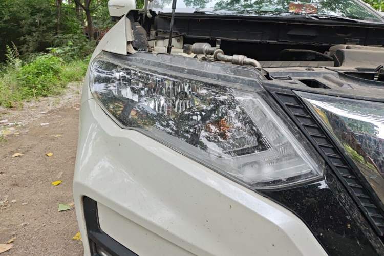 Used Nissan X-Trail 2020 2.0L XL ITS CVT 2WD SmartConnect Comfort Edition Right Front Headlight
