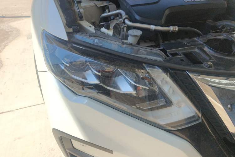 Used Nissan X-Trail 2020 2.5L XL ITS CVT 4WD Deluxe Navigation Edition Right Front Headlight