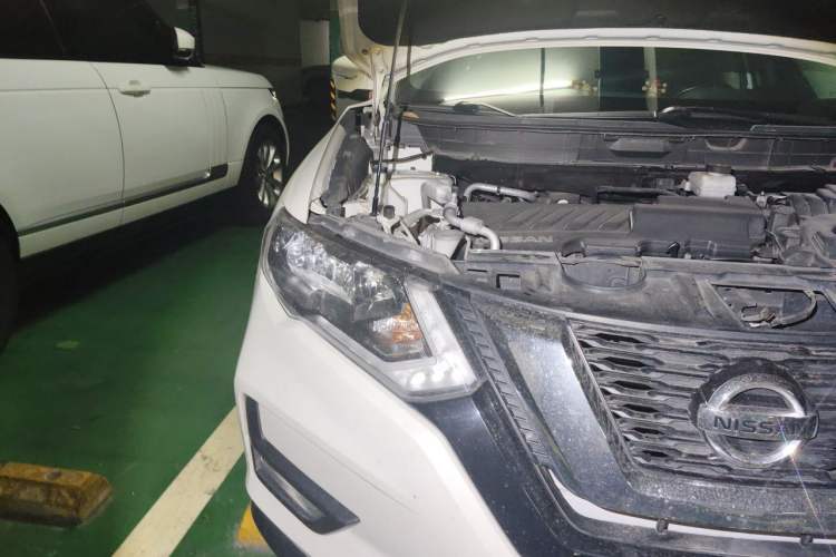 Used Nissan X-Trail 2020 2.0L XL ITS CVT 2WD SmartConnect Comfort Edition Right Front Headlight