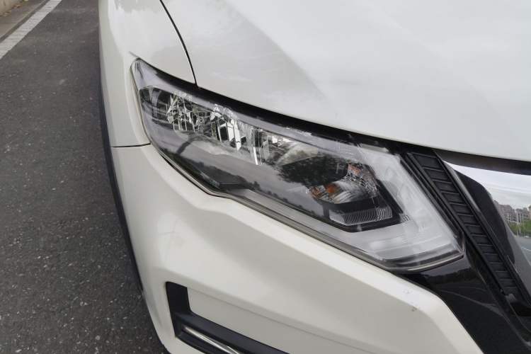 Used Nissan X-Trail 2020 2.0L XL ITS CVT 2WD SmartConnect Comfort Edition Right Front Headlight