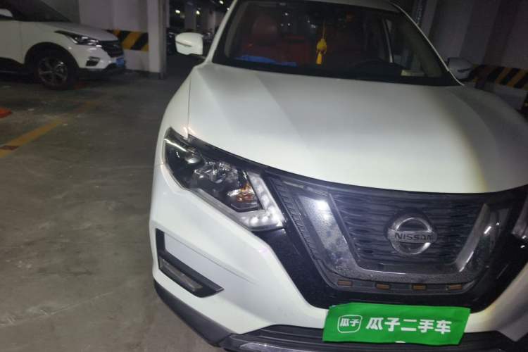 Used Nissan X-Trail 2020 2.0L XL ITS 3-Row CVT 2WD SmartConnect 7-Seater Comfort Edition Right Front Headlight