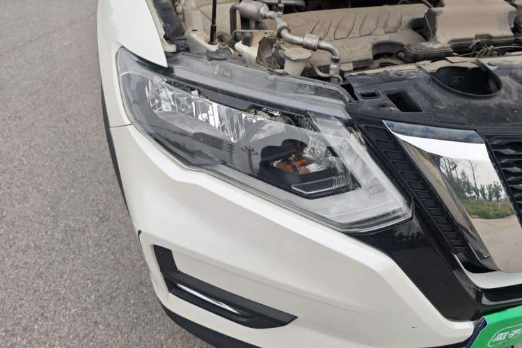 Used Nissan X-Trail 2020 2.0L XL ITS CVT 2WD SmartConnect Comfort Edition Right Front Headlight