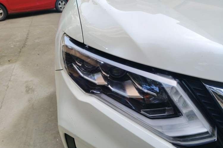 Used Nissan X-Trail 2020 2.0L XL Premium CVT 2WD SmartConnect Luxury Edition Right Front Headlight