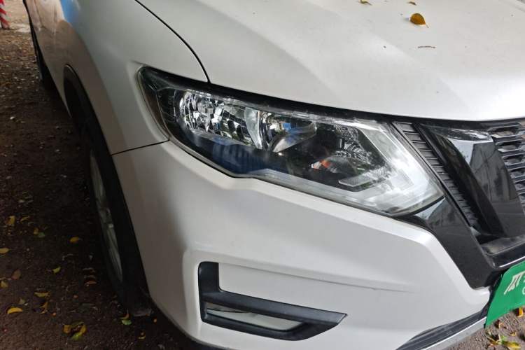 Used Nissan X-Trail 2020 2.0L XL ITS CVT 2WD SmartConnect Comfort Edition Right Front Headlight