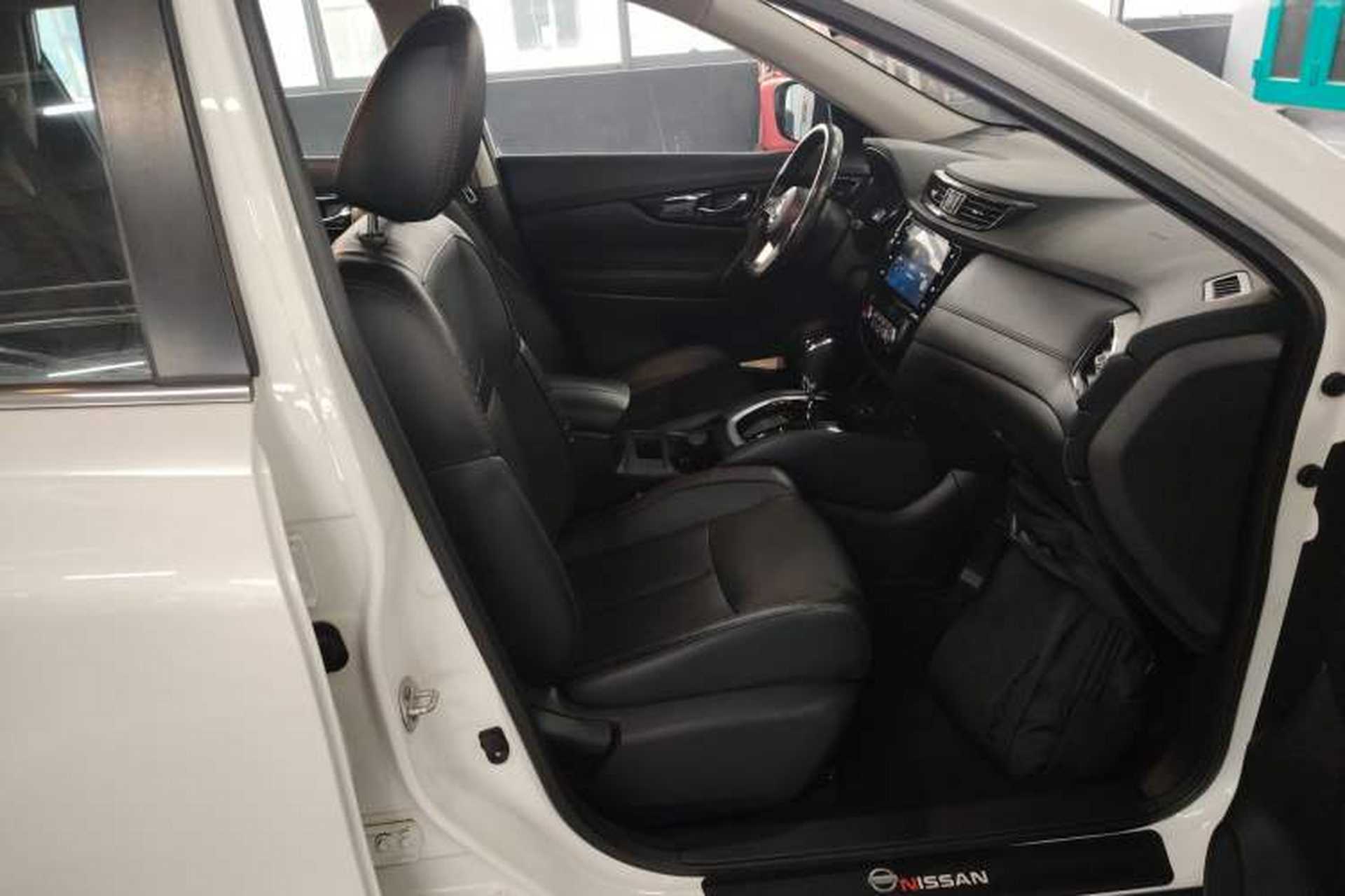 Used Nissan X-Trail 2020 2.0L XL ITS CVT 2WD SmartConnect Comfort Edition Right Front Seat