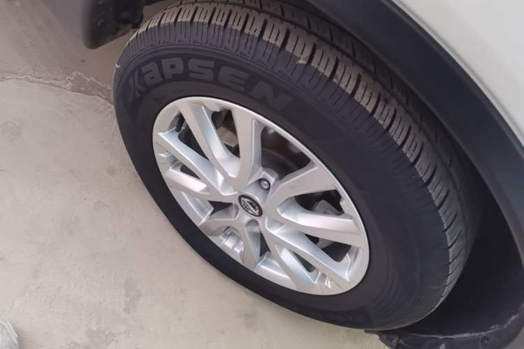 Used Nissan X-Trail 2020 2.0L XL ITS CVT 2WD SmartConnect Comfort Edition Right Front Wheel Hub