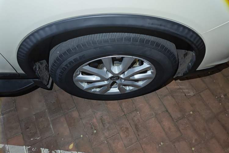 Used Nissan X-Trail 2020 2.0L XL ITS CVT 2WD SmartConnect Comfort Edition Right Front Wheel Hub