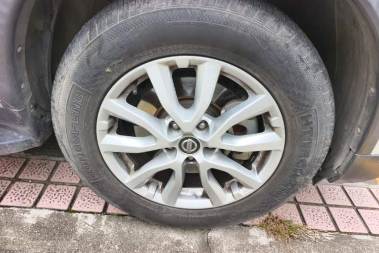 Used Nissan X-Trail 2020 2.0L XL ITS 3-Row CVT 2WD SmartConnect 7-Seater Comfort Edition Right Front Wheel Hub