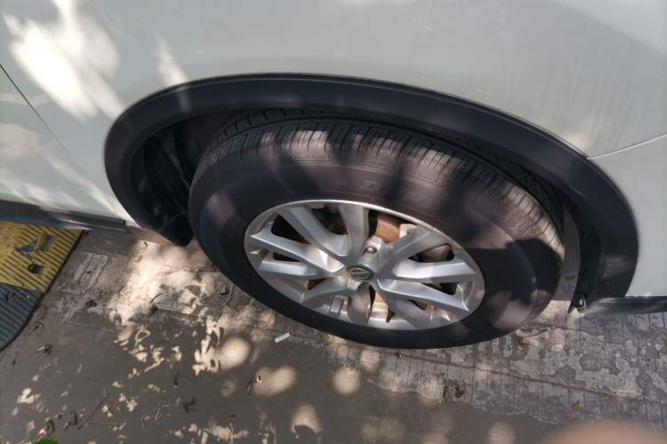 Used Nissan X-Trail 2020 2.0L XL ITS CVT 2WD SmartConnect Comfort Edition Right Front Wheel Hub