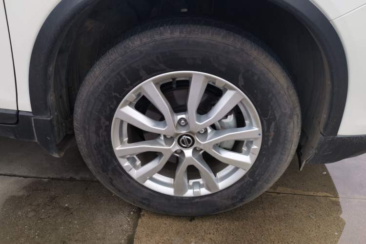 Used Nissan X-Trail 2020 2.0L XL ITS CVT 2WD SmartConnect Comfort Edition Right Front Wheel Hub