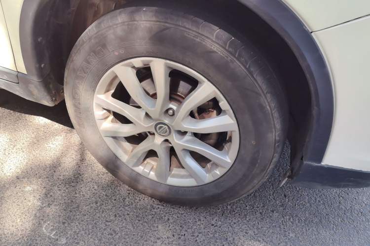 Used Nissan X-Trail 2020 2.0L XL ITS CVT 2WD SmartConnect Comfort Edition Right Front Wheel Hub