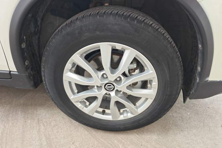Used Nissan X-Trail 2020 2.0L XL ITS CVT 2WD SmartConnect Comfort Edition Right Front Wheel Hub