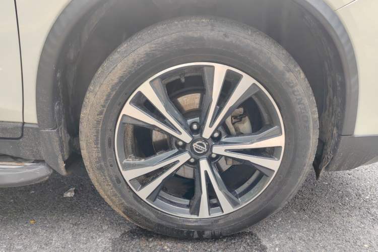 Used Nissan X-Trail 2020 2.5L XL ITS CVT 4WD Deluxe Navigation Edition Right Front Wheel Hub