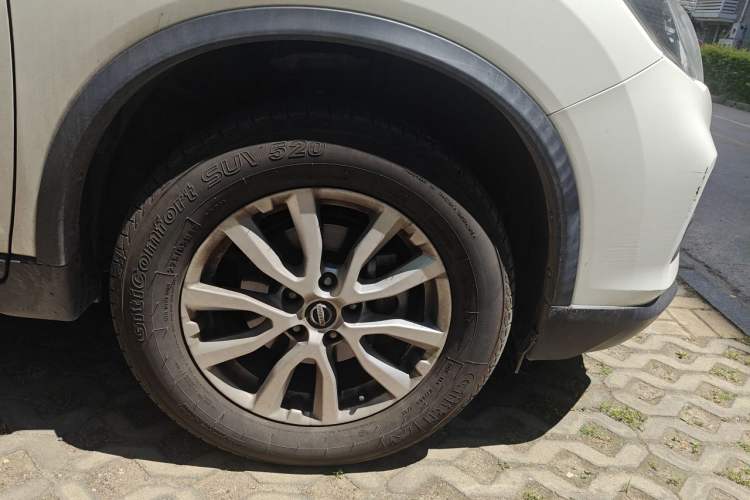 Used Nissan X-Trail 2020 2.0L XL Premium CVT 2WD SmartConnect Luxury Edition Right Front Wheel Hub
