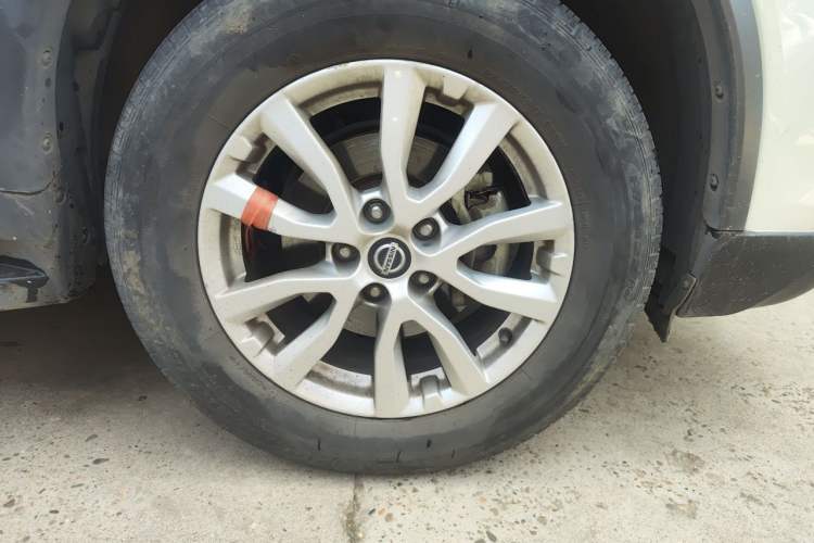 Used Nissan X-Trail 2020 2.0L XL ITS CVT 2WD SmartConnect Comfort Edition Right Front Wheel Hub